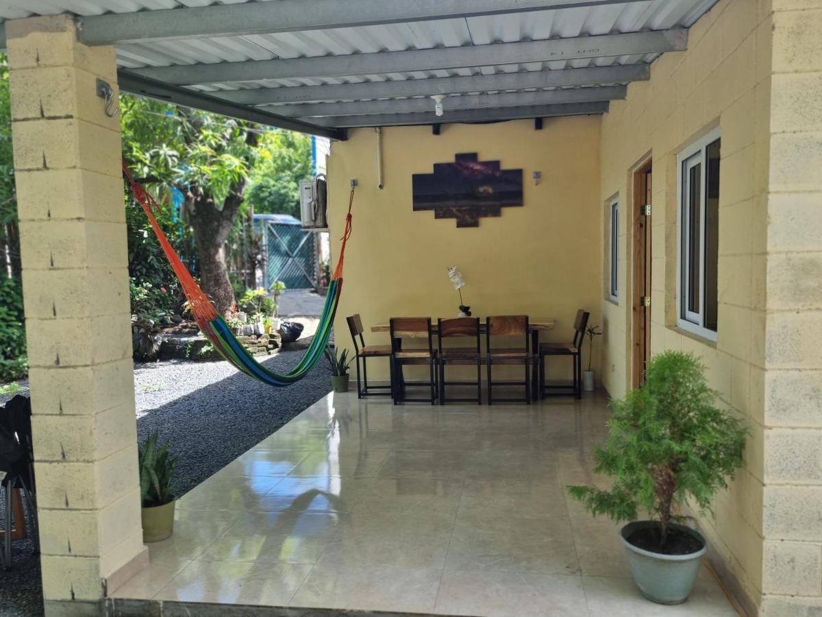 Hostal Camila'S Tamanique Exteriör bild