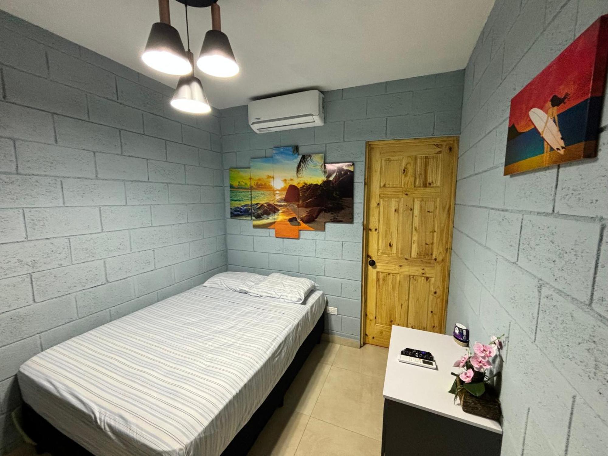 Hostal Camila'S Tamanique Exteriör bild