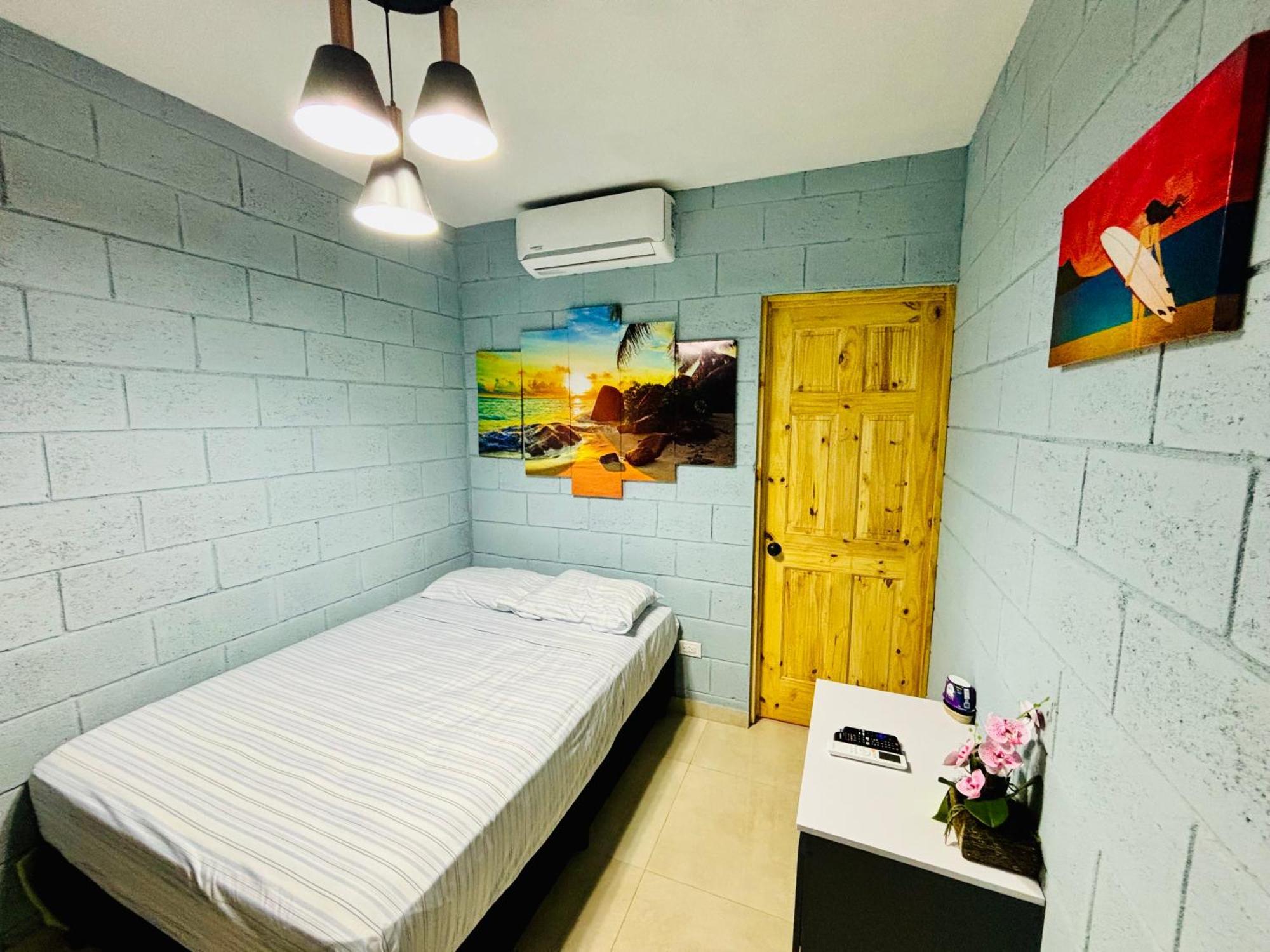 Hostal Camila'S Tamanique Exteriör bild