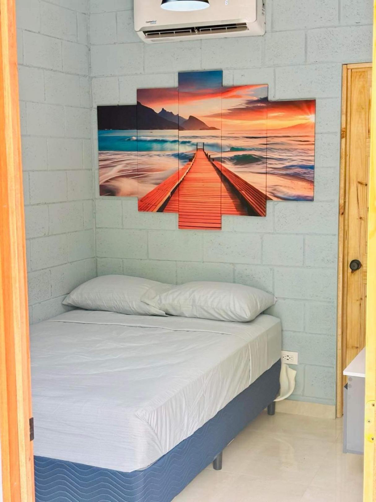 Hostal Camila'S Tamanique Exteriör bild